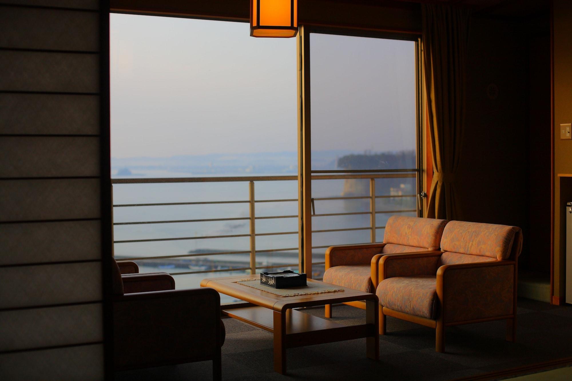 Eihokaku Hotel Himi Buitenkant foto