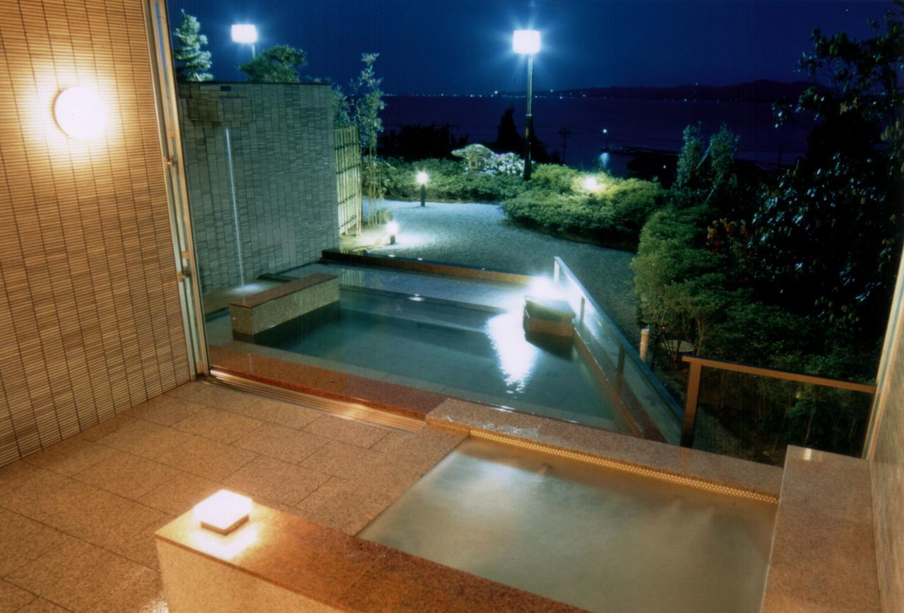 Eihokaku Hotel Himi Buitenkant foto