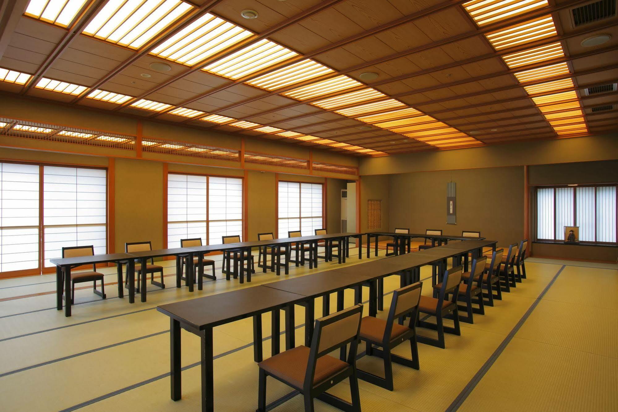 Eihokaku Hotel Himi Buitenkant foto